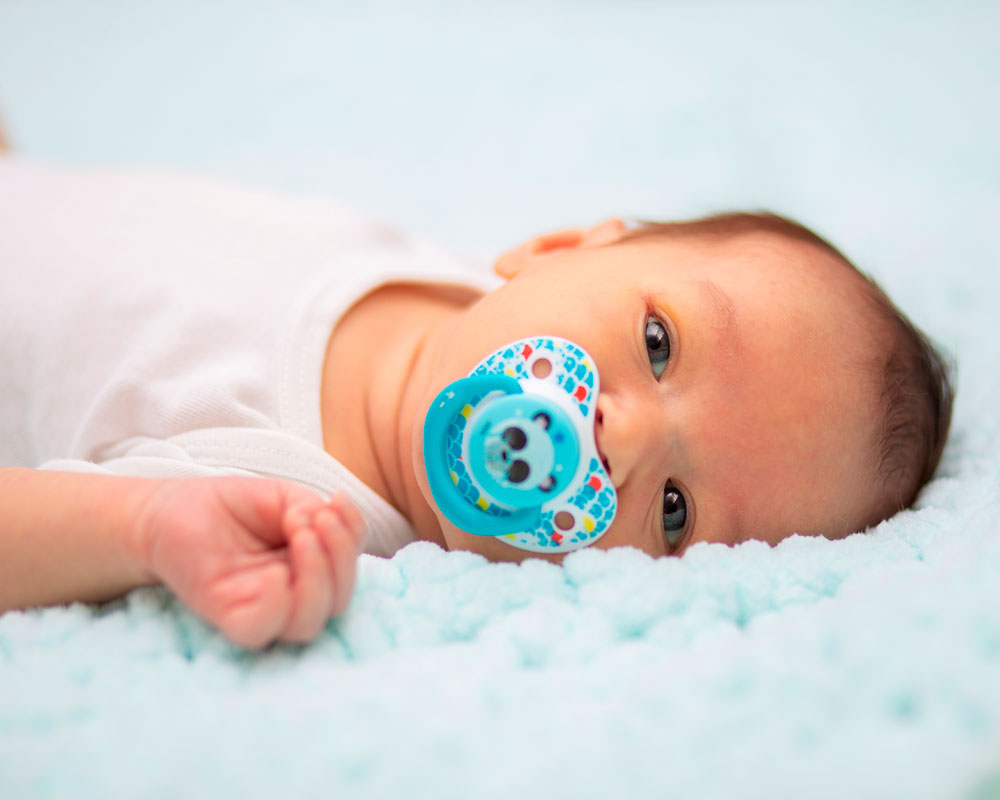 Cuándo dar el chupete al recién nacido? · Moltex Baby